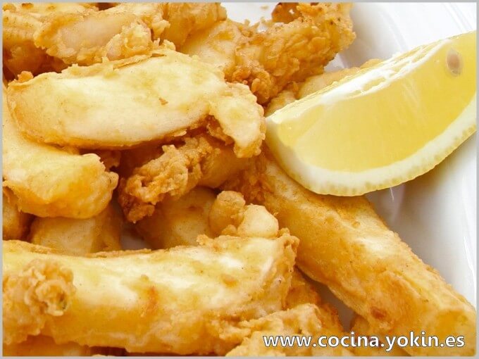 RABAS DE CALAMAR - Plato muy conocido y que se sirve mucho en los bares como aperitivo. Una gran diferencia con lo que se vende congelado. Preparación fácil.
